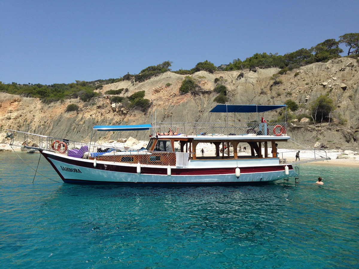 sahbora boat